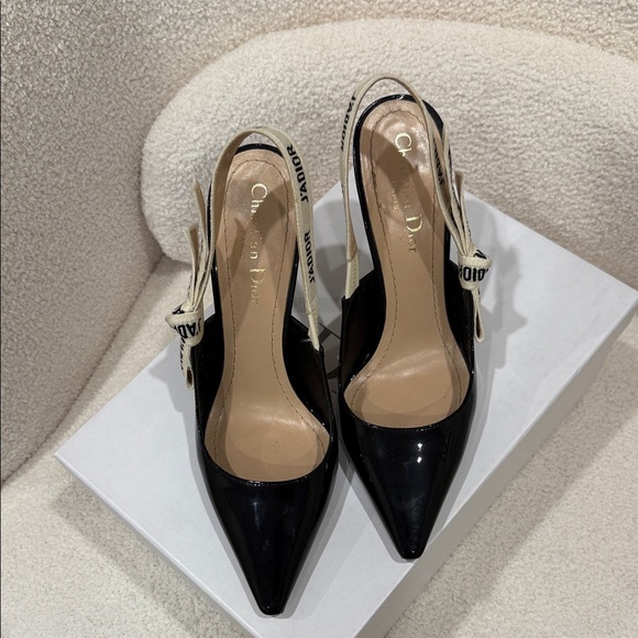 Dior J'Adior Black Patent Slingback Heels - Picture 3 of 6